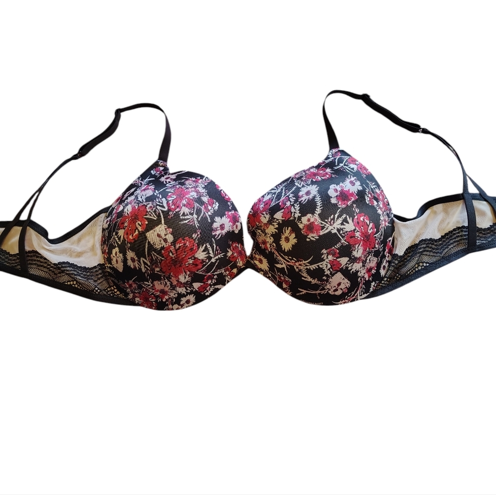 CLOSET CLOSE OUT SALE! Ends May 17! Maidenform 38D Underwire Bra